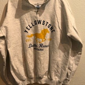 Yellowstone half zip